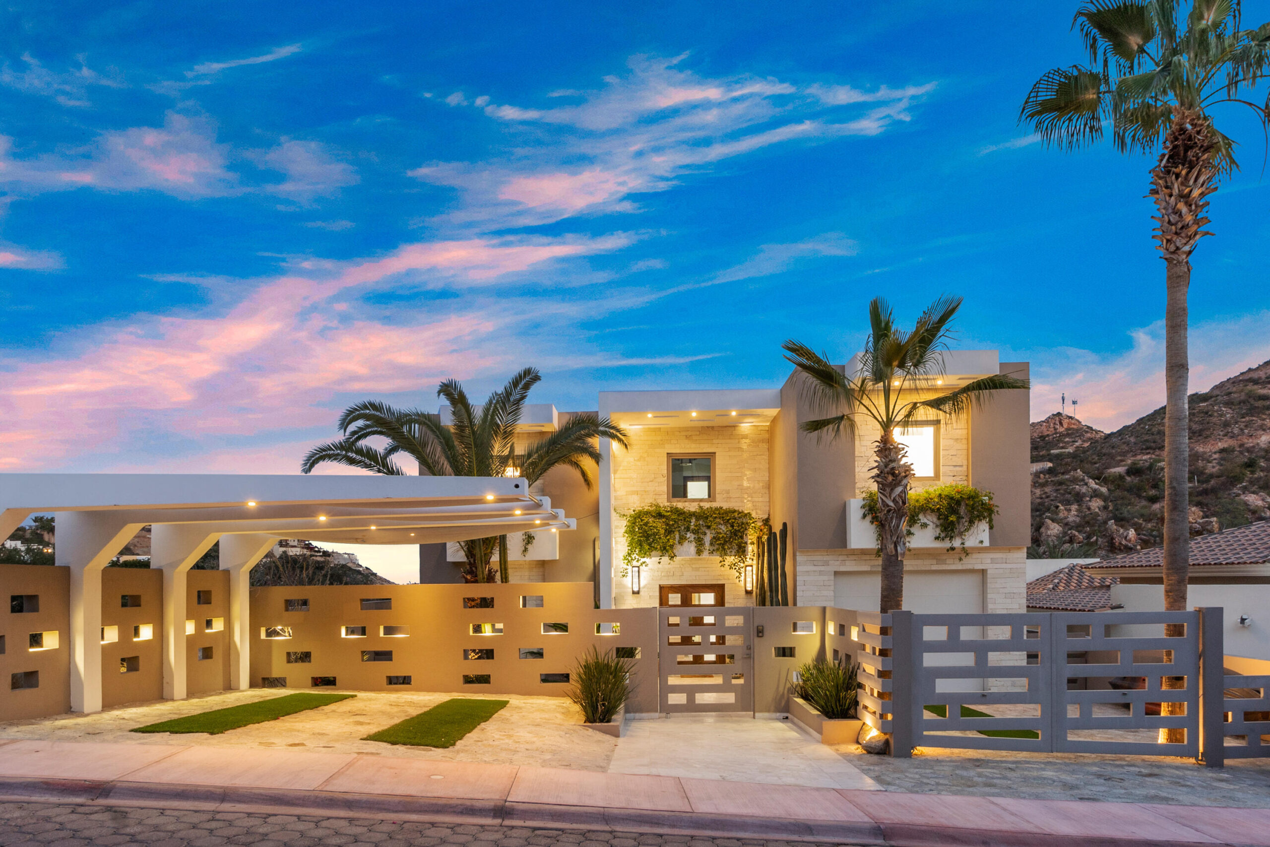 Cabo Luxury Legacy Founders Estates Introducing an extraordinary pre-construction opportunity in the prestigious Legacy Estates, Diamante Cabo San Lucas' most exclusive enclave. This 7-bedroom estate spans 9,500 sq.ft. of meticulously designed living space, complemented by 4,300 sq.ft. of expansive outdoor living areas, all poised to deliver the ultimate in luxury coastal living. Perched at the highest elevation within Diamante, this homesite is one of only ten private estates, offering uninterrupted, panoramic for sale