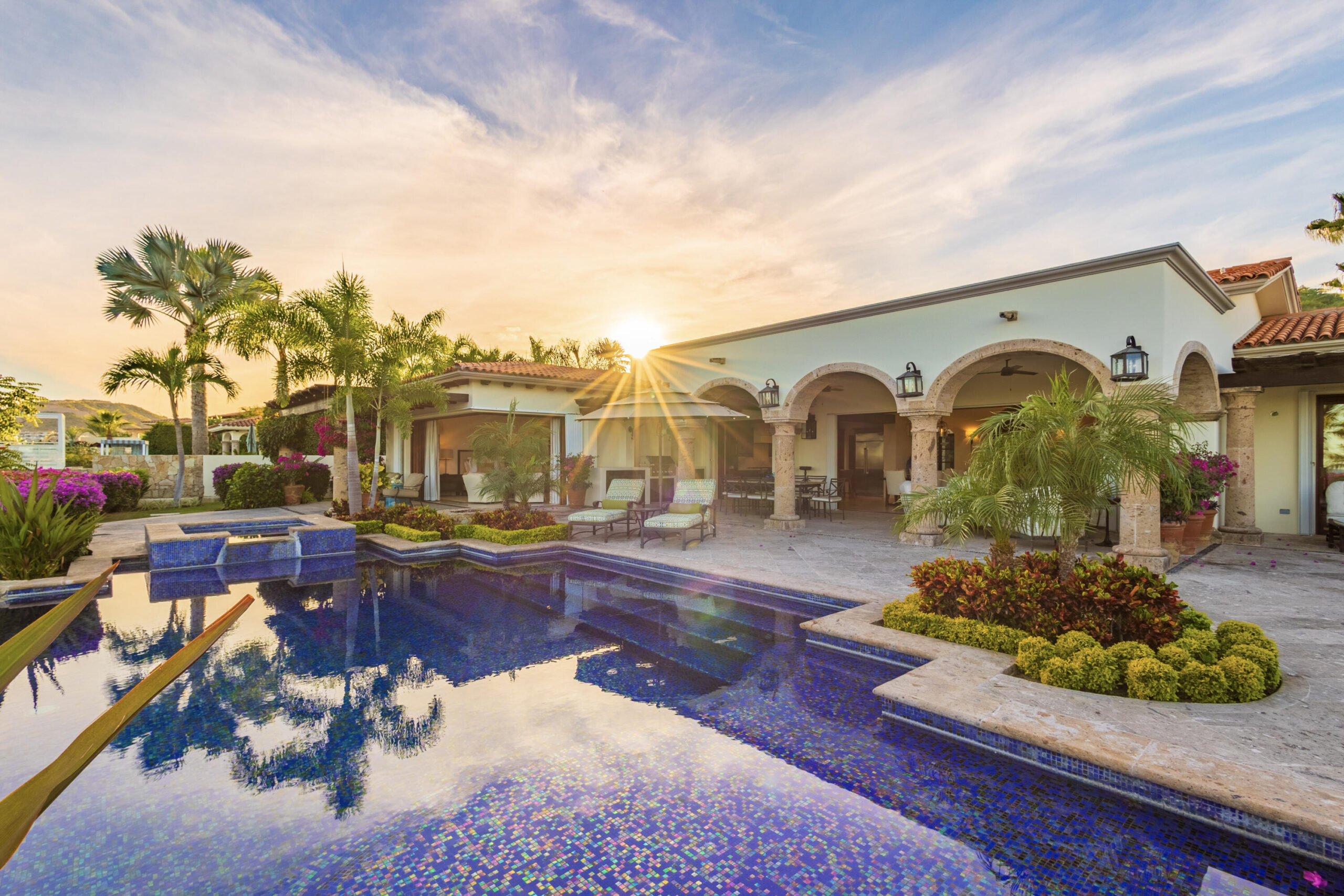 Cabo Luxury La Noria Casa Lau'ren offers contemporary luxury with 4 bedrooms plus a private casita. Overlooking the Jack Nicklaus Signature Golf Course, this elegant home features ocean for sale