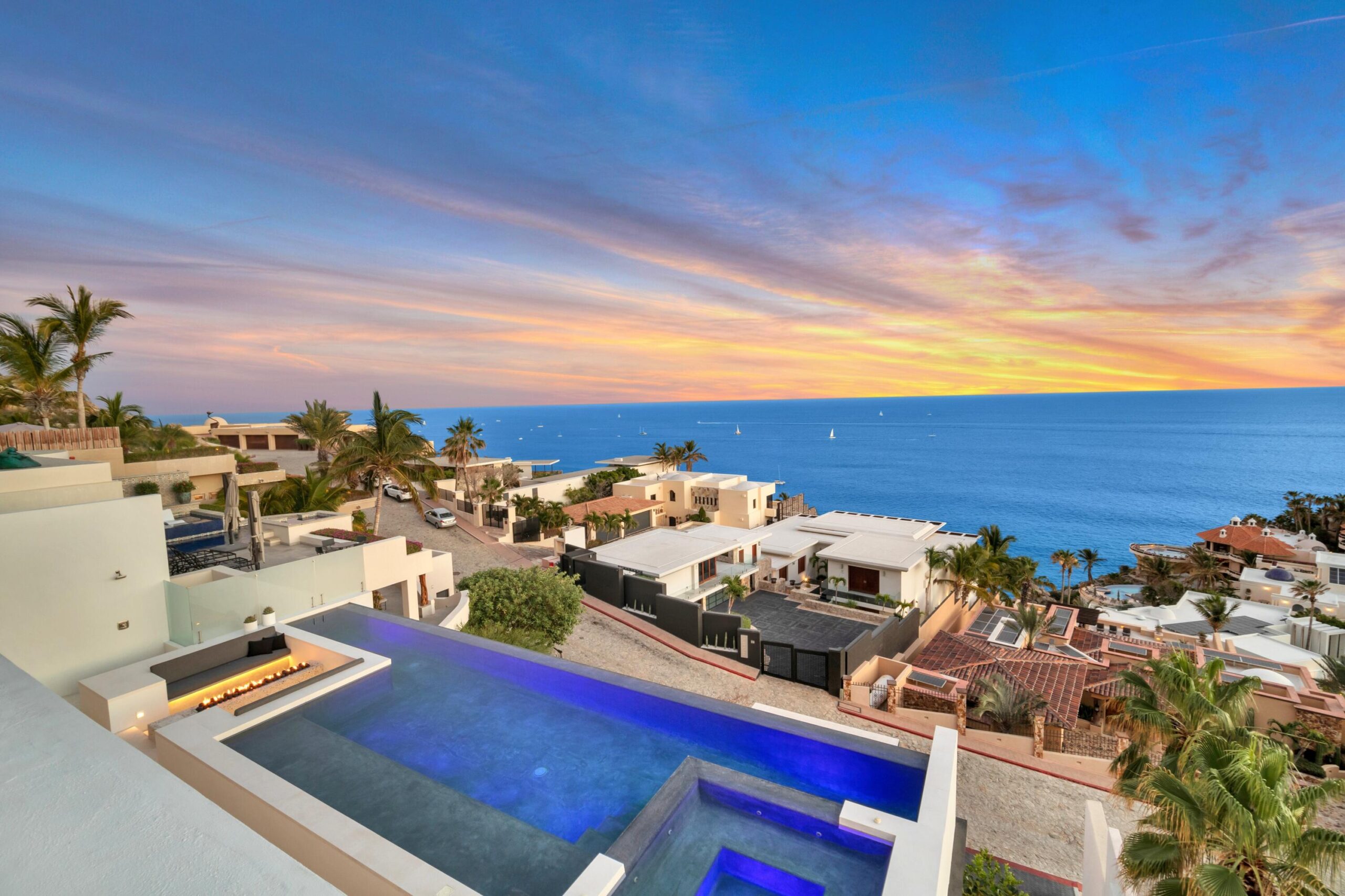 Cabo Luxury Fundadores Villa 171 is a luxurious mostly single-level, six-bedroom home overlooking the Greg Norman Signature golf course and the Sea of Cortez. Five bedrooms open to the pool terrace, while the primary suite features a walk-in closet plus indoor and outdoor showers.The villa offers a chef's kitchen with ocean for sale