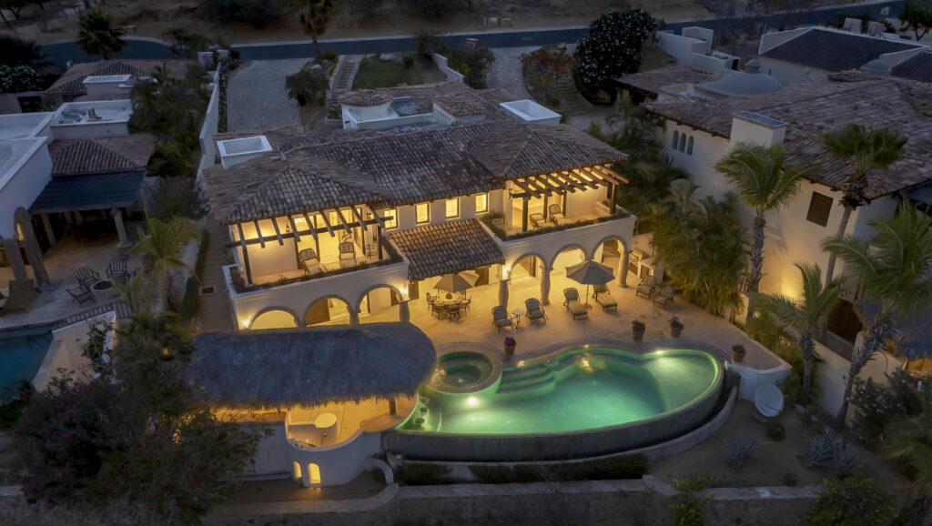 Cabo Luxury Brisas This fantastic villa is located in one of the most prestigious developments in Cabo, Cabo del Sol, Enjoy access to world-class amenities. This beautiful five-bedroom, five-and-one-half-bath custom home offers inviting indoor/outdoor living with beautiful, glistening Sea of Cortez and golf course – Las Colinas, Cabo Corridor, BS