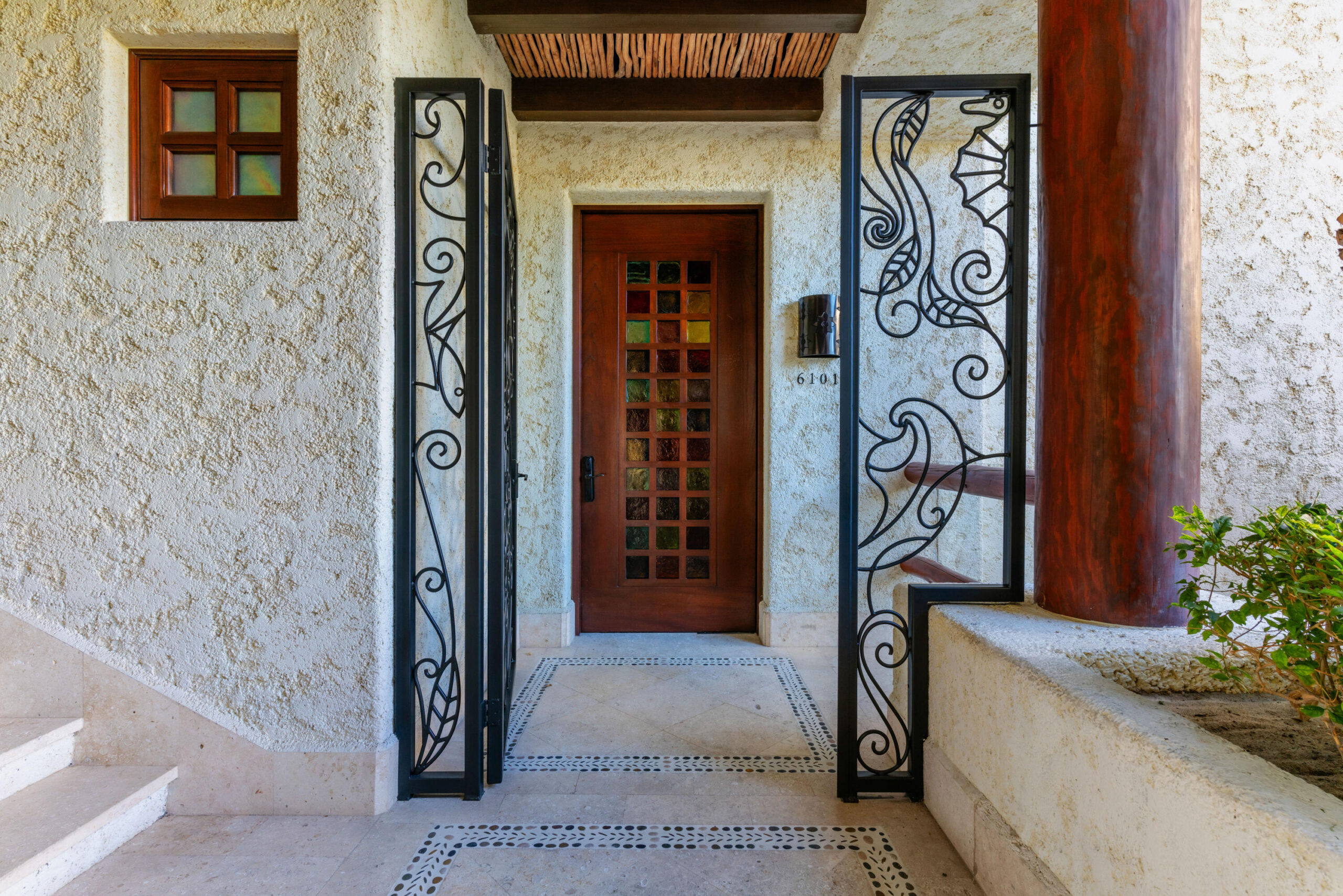 Cabo Luxury Las Ventanas Luxurious 3-bedroom, 3.5-bath residence at Las Ventanas al Paraíso, A Rosewood Resort. This tranquil retreat features an expansive ocean- for sale
